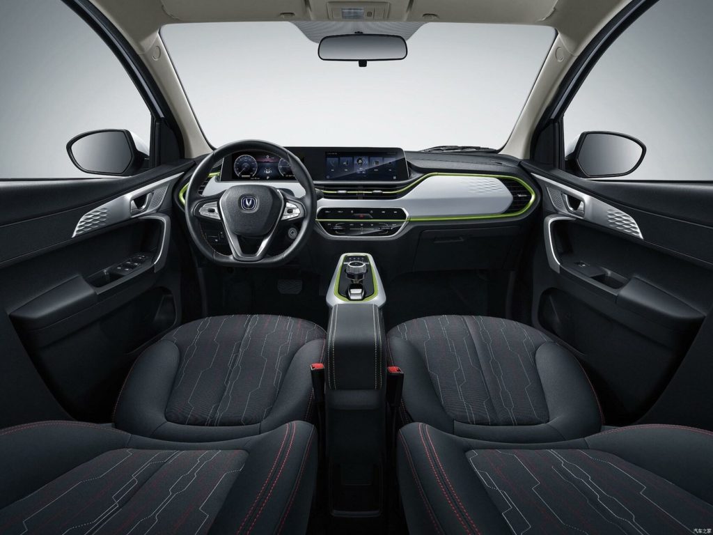 Changan Benben E-Star салон