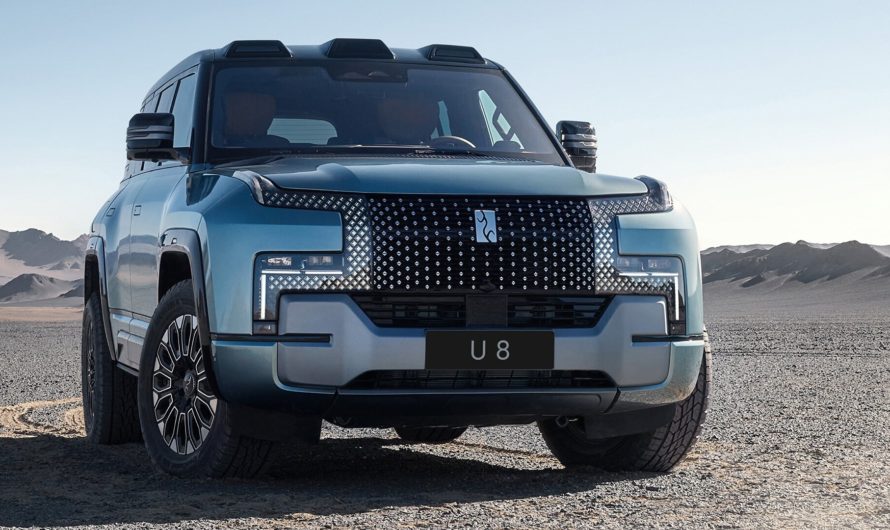 Гибридный внедорожник BYD Yangwang U8